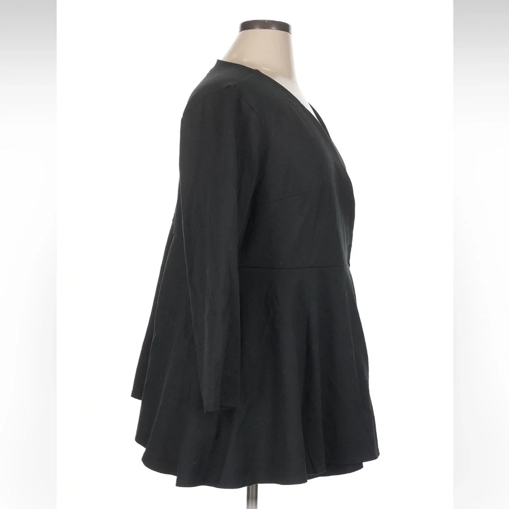 Chic Black Wrap Blouse 1X - Picture 3 of 6